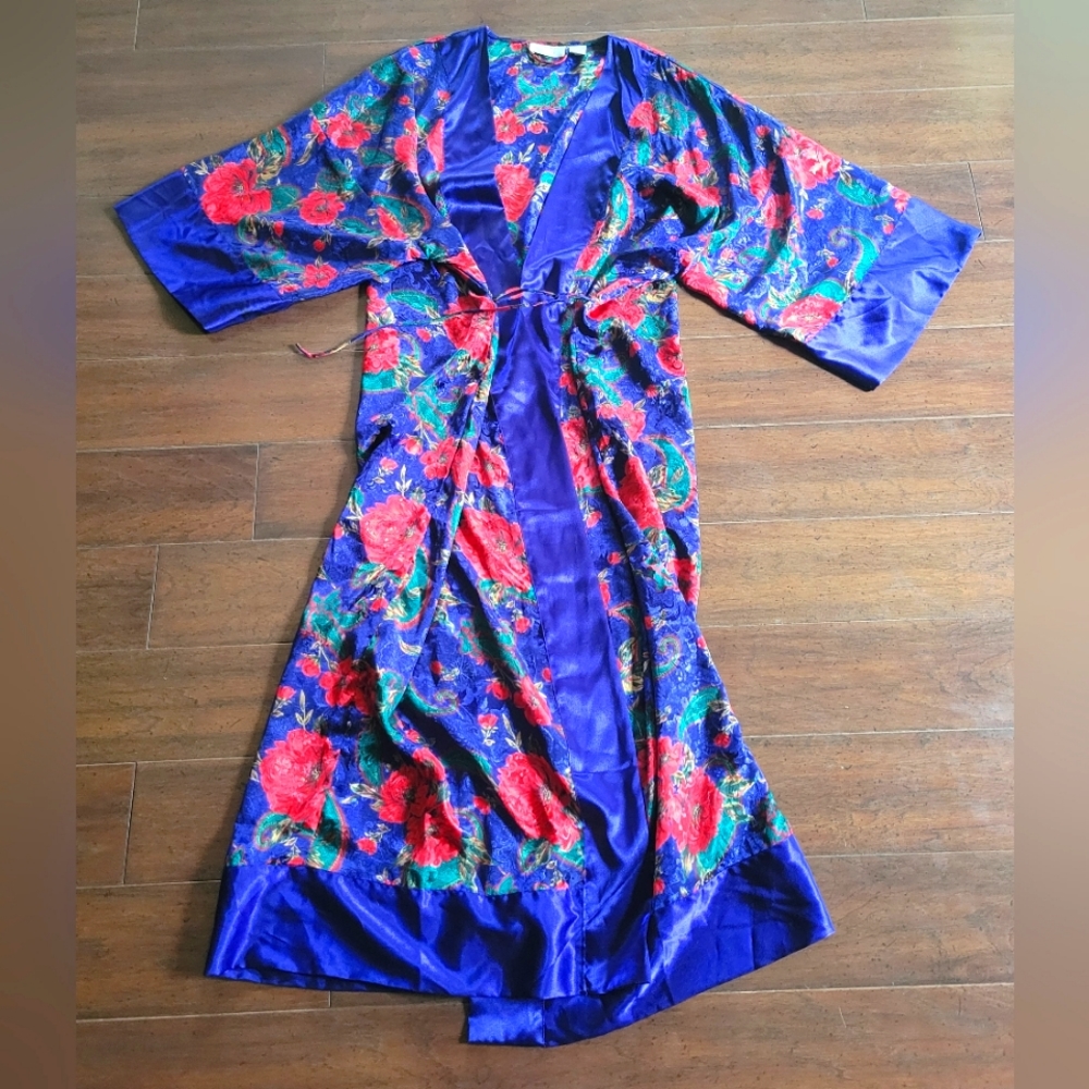 Vintage Victoria's Secret Robe